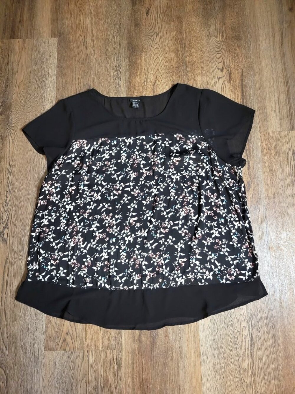 Torrid Blouse Womens 3 Plus 3X Black White Pink Blue Floral Sheer Short Sleeve